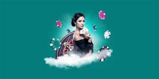 দায়িত্বশীল লাইভ ক্রিকেট ব্যবহার করছেন প্রাপ্তবয়স্ক সদস্য